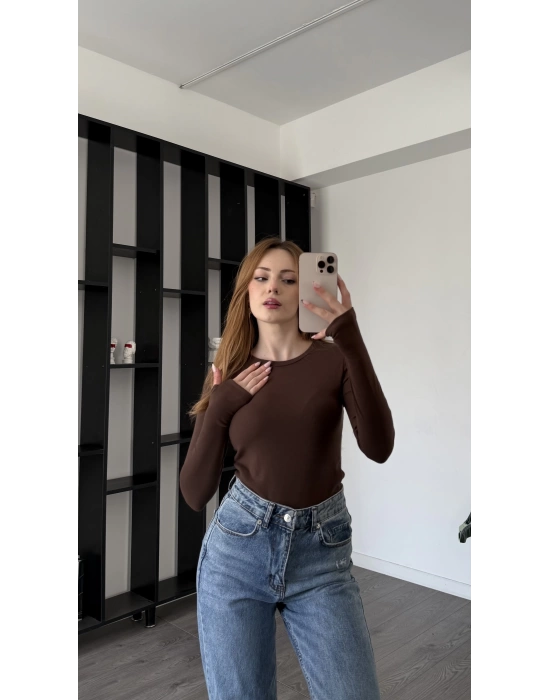 Kahve Elisa Parmak Detaylı Basic Bluz