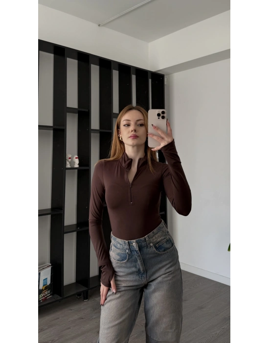Kahve Ester Fermuar Yakalı Bodysuit