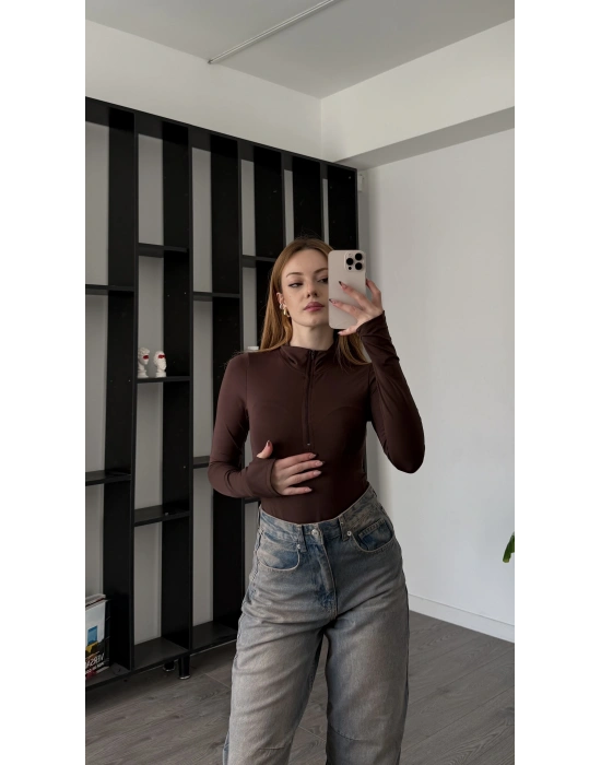 Kahve Ester Fermuar Yakalı Bodysuit