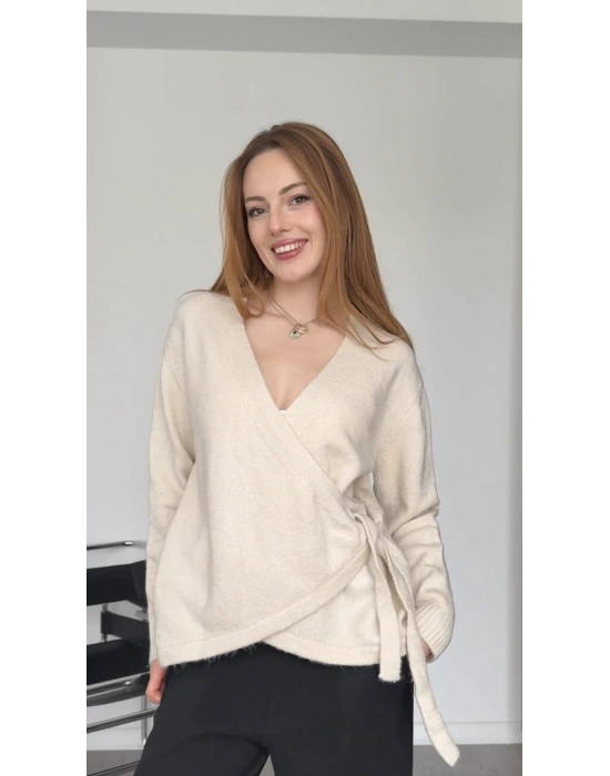 Krem Fulia Yumoş Kruvaze Kazak