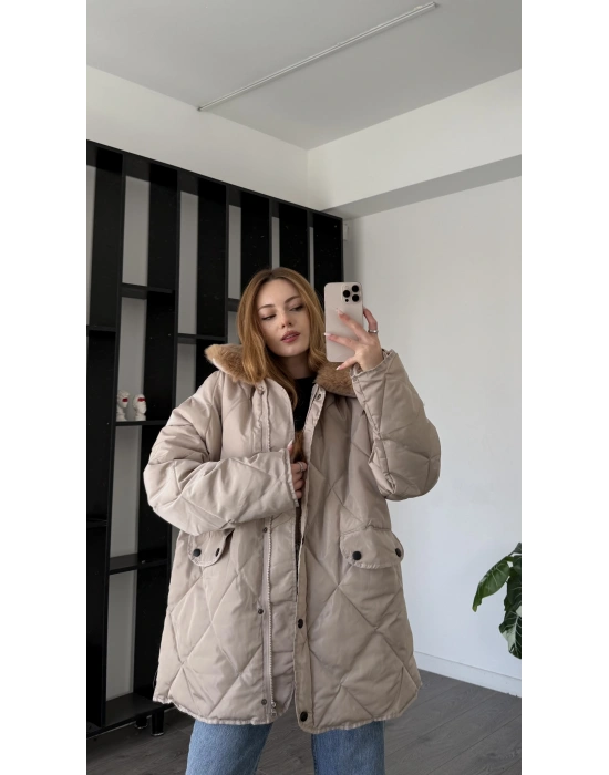 Krem Maria Kürk Yakalı Şişme Mont