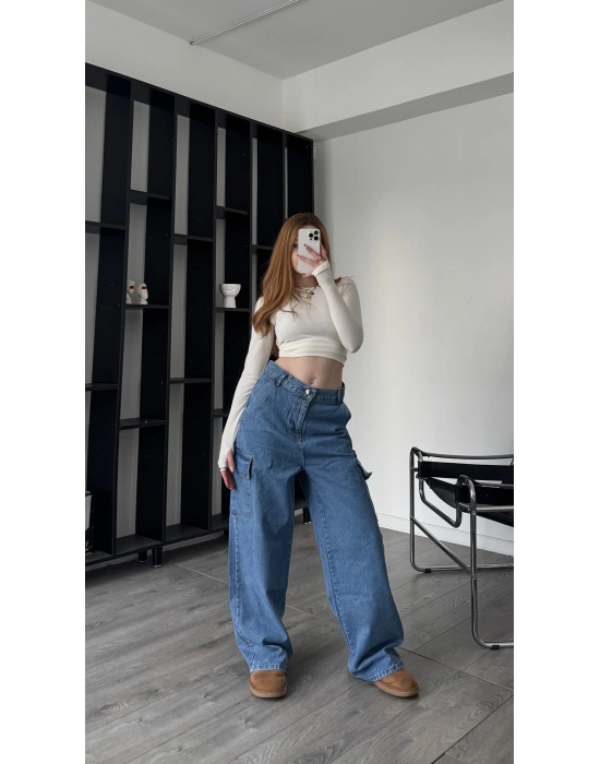 Lucy Cepli Baggy Jean