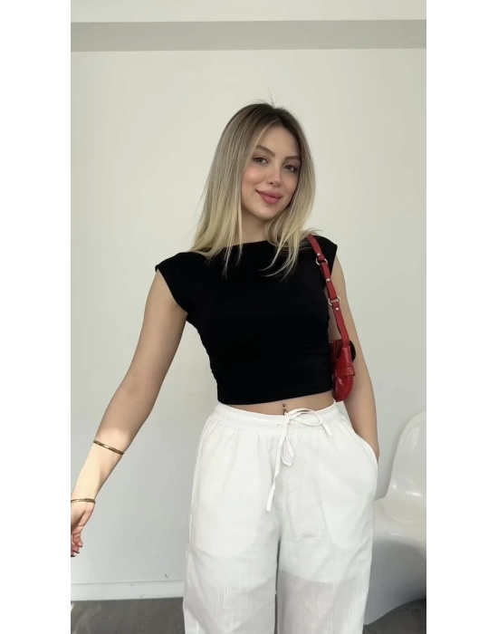 Mila Siyah Yanı Büzgülü Basic Tshirt