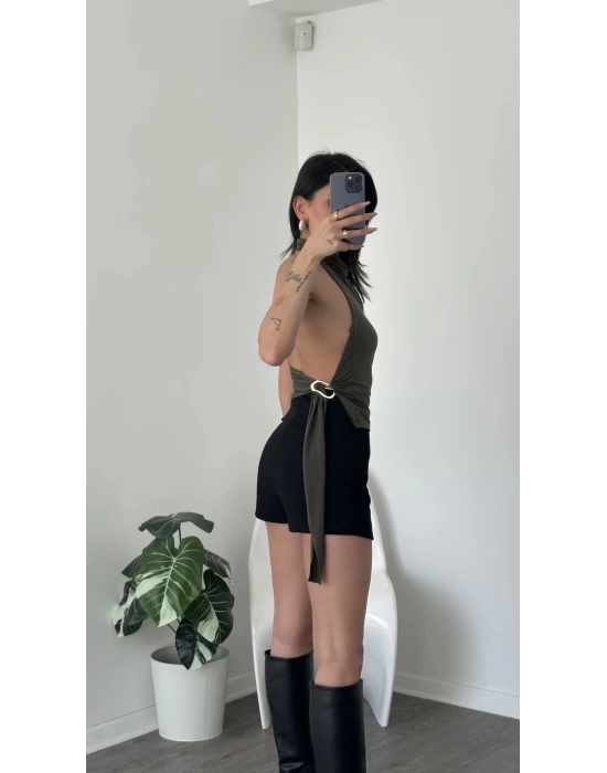 Nancy Haki Toka Detaylı Sırtı Açık Bluz