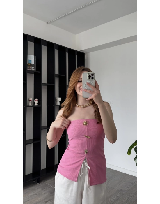Pembe Elsa Broşlu Straplez Bluz