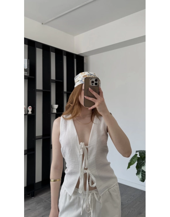 Rena Beyaz Bağlama Detaylı Yelek