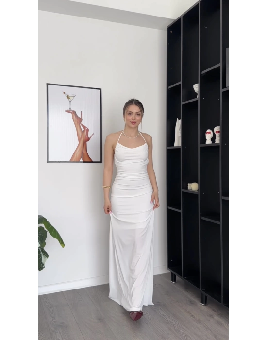 Rosy Beyaz Bağcık Sırtlı Elbise