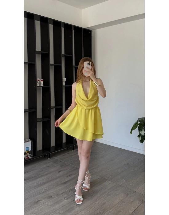 Sarı Chloe Degaje Yakalı Şortlu Volan Elbise