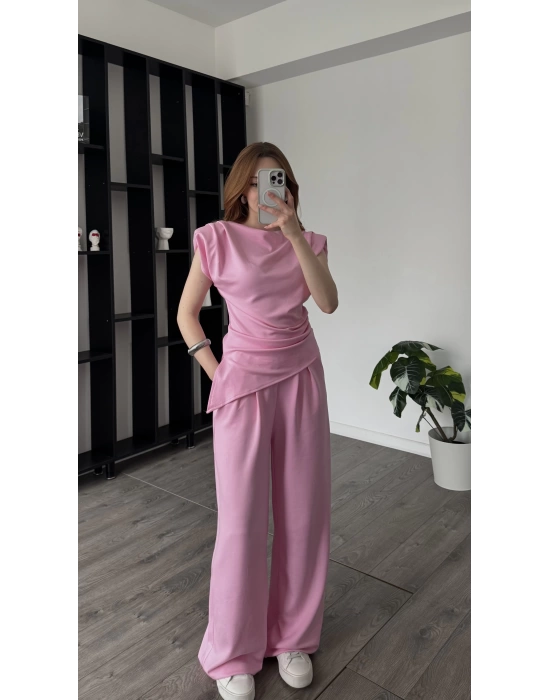 Serena Pembe Asimetrik Kesimli Vatkalı Takım