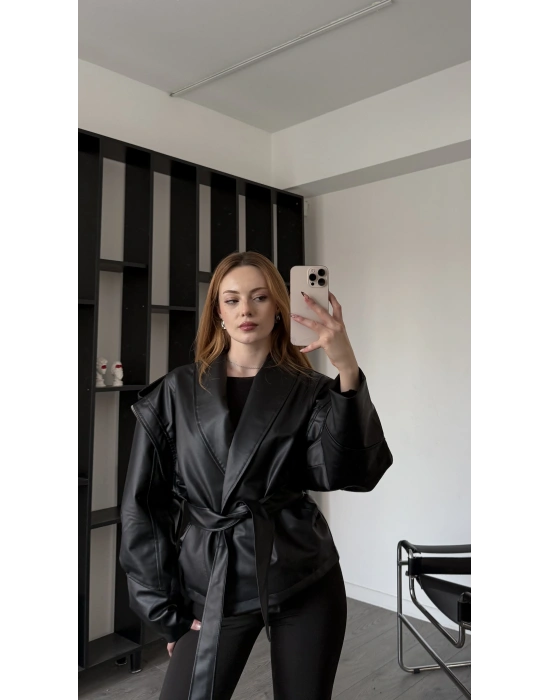 Siyah Anja Tasarım Kuşaklı Deri Ceket