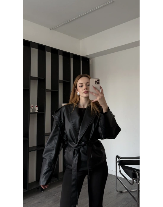 Siyah Anja Tasarım Kuşaklı Deri Ceket