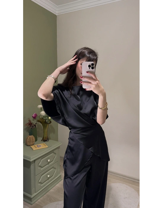 Siyah Aura Bağcıklı Saten Takım