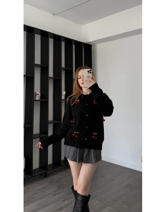 Siyah Chery Kirazlı Triko Hırka