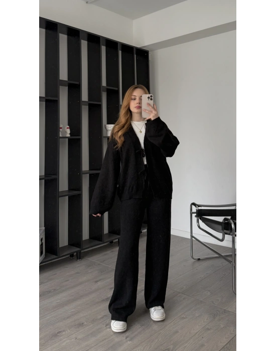 Siyah Emma Fiyonklu Triko Takım