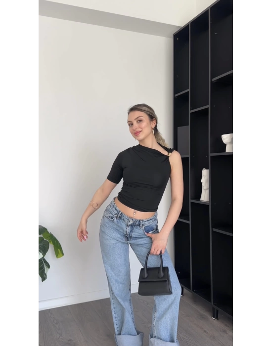 Siyah Gold Omuz Detaylı Bluz