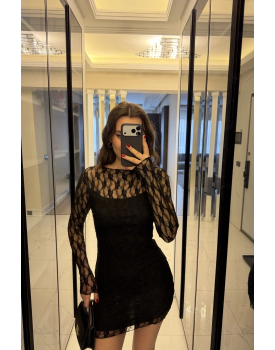 Siyah İç Astarlı Dantelli Elbise