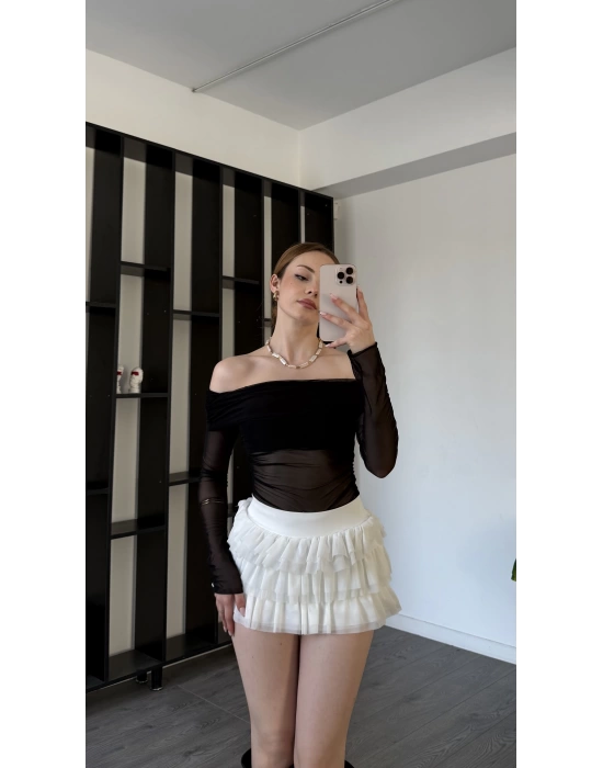 Siyah Isabel Tül Detay Madonna Bluz