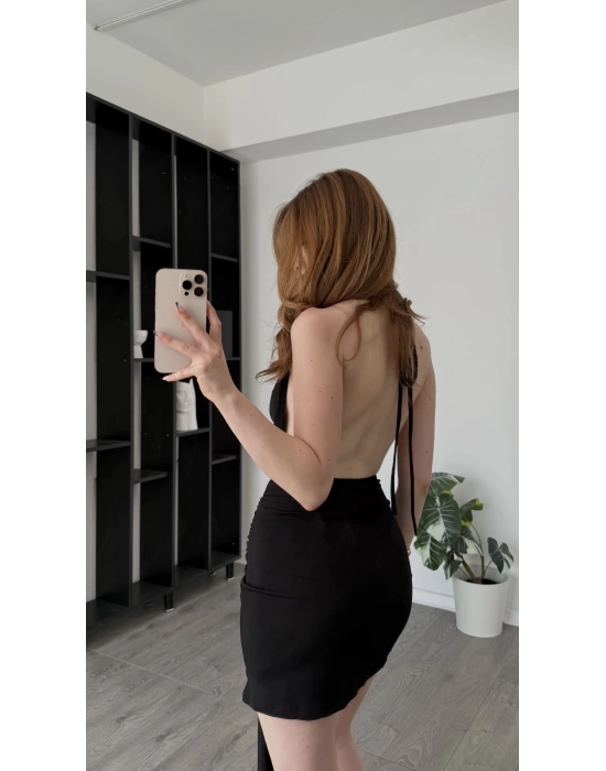 Siyah Livia Kuşaklı Degaje Yakalı Elbise