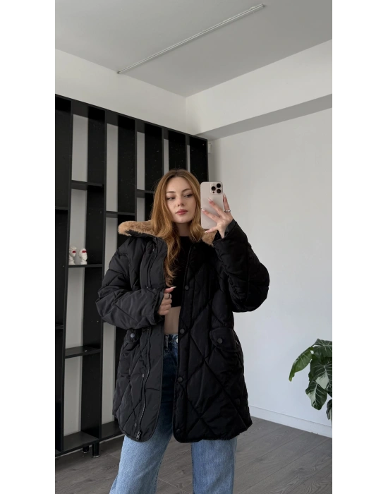 Siyah Maria Kürk Yakalı Şişme Mont
