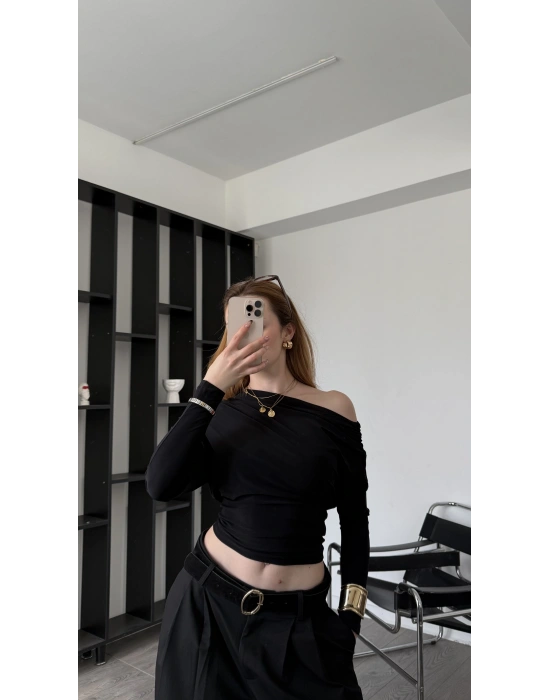 Siyah Olena Yarasa Kol Bluz