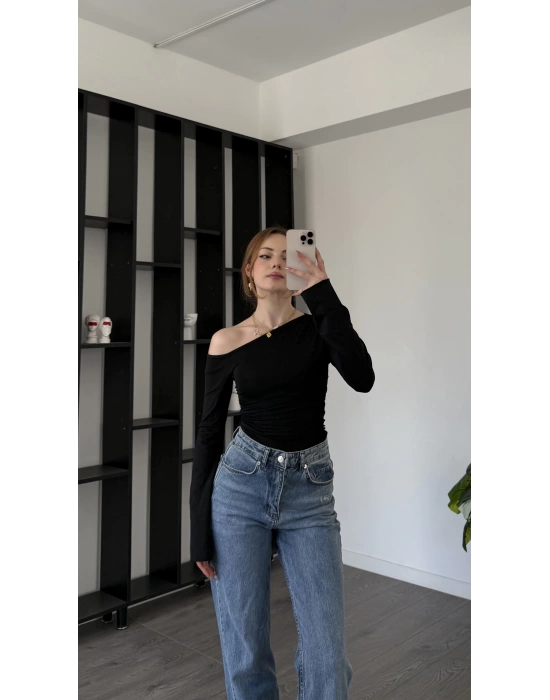 Siyah Paloma Düşük Omuzlu İspanyol Kol Bluz