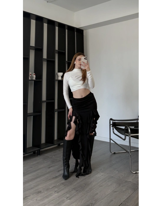 Siyah Pinna Tasarım Fırfır Yırtmaçlı Etek