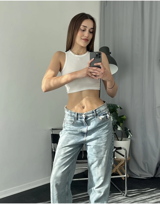 Beyaz Halter Yaka Crop Fitilli Büstiyer