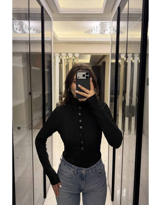 Siyah Zr Muadil Çıt Çıt Yakalı Bluz