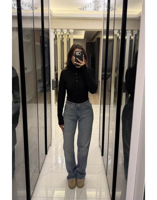 Siyah Zr Muadil Çıt Çıt Yakalı Bluz