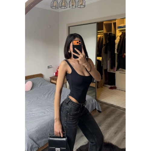 Lauren Siyah Sırt Dekolteli Bodysuit