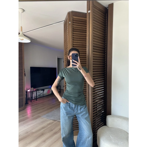 Asimetrik Kesim Tek Omuz Bluz Yeşil