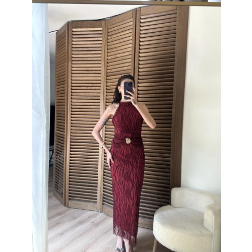 Broş Detaylı Halter Yaka Dantel Elbise Bordo