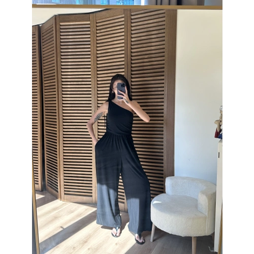 Tek Omuz Detaylı Drapeli Tulum Siyah