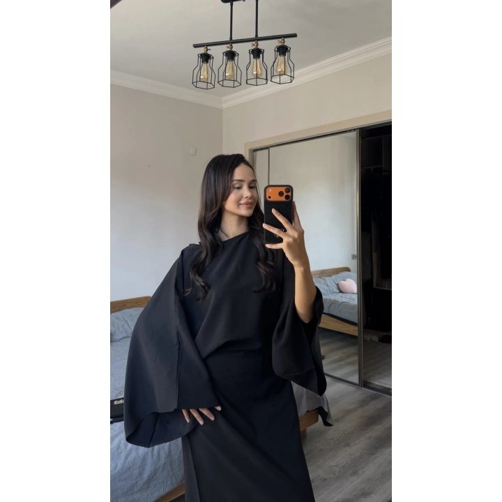 Siyah Massi Muadil Bağcıklı Elbise