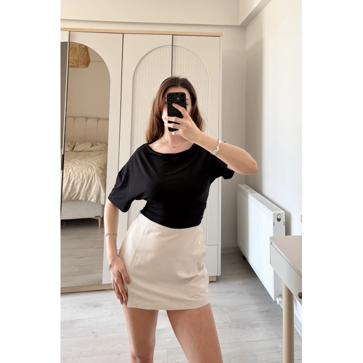 Miela Siyah Yaka Detaylı 2 Kullanımlı Bluz