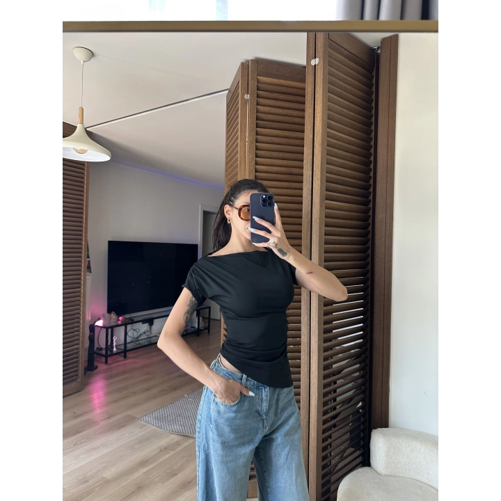 Asimetrik Kesim Tek Omuz Bluz Siyah