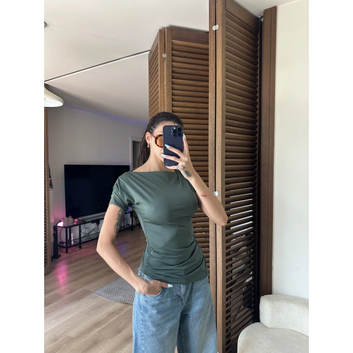 Asimetrik Kesim Tek Omuz Bluz Yeşil