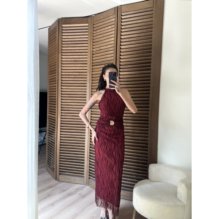 Broş Detaylı Halter Yaka Dantel Elbise Bordo