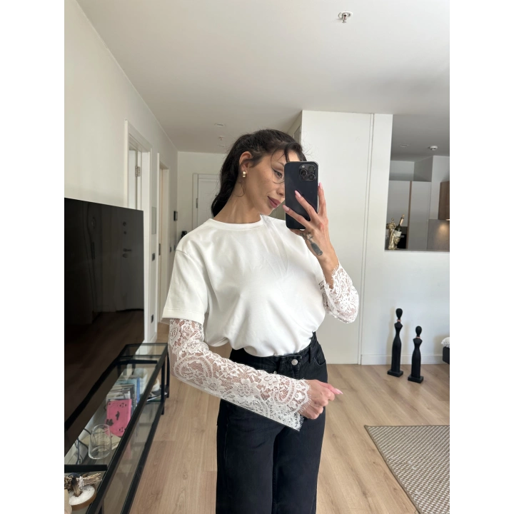 Kolları Dantel Detaylı Bluz Beyaz