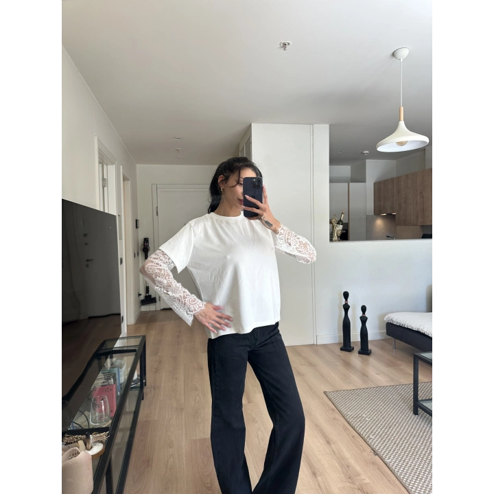 Kolları Dantel Detaylı Bluz Beyaz
