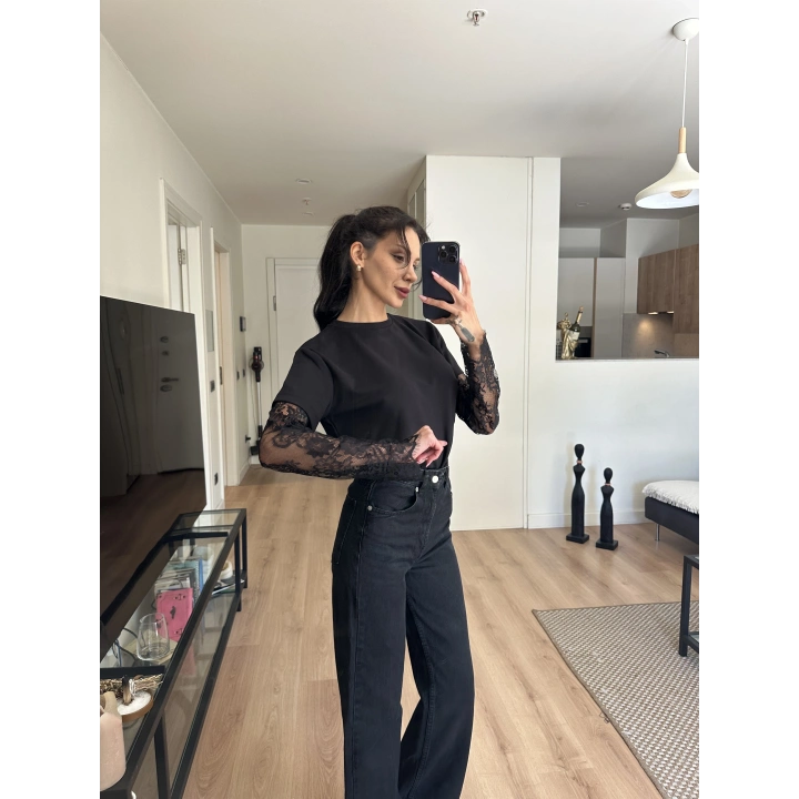 Kolları Dantel Detaylı Bluz Beyaz