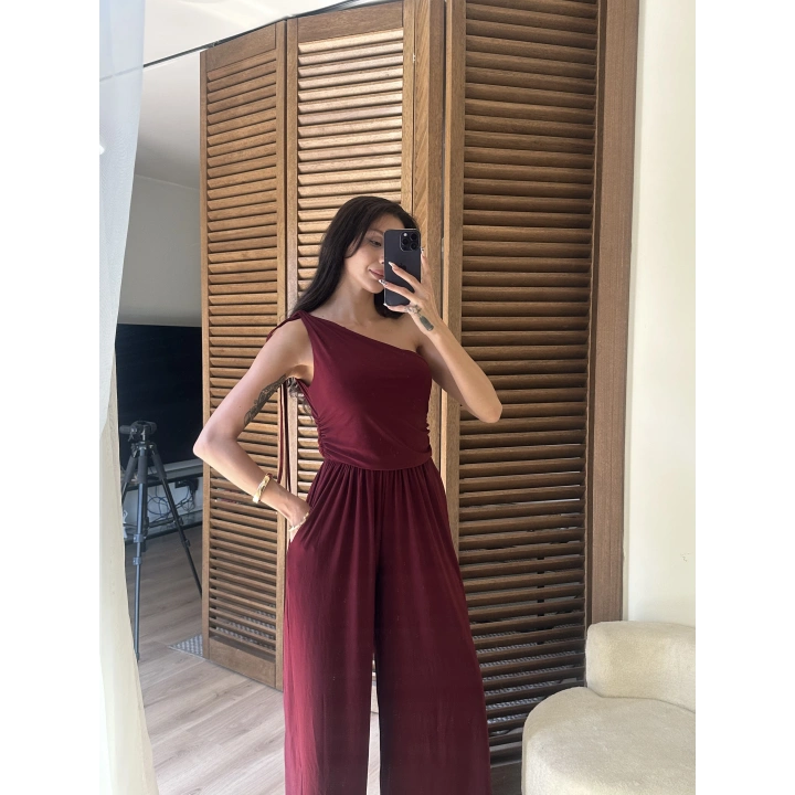 Tek Omuz Detaylı Drapeli Tulum Bordo