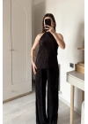 Siyah Piliseli Halter Yaka Takım