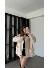 Bej Emilia Yaka Detaylı Gabardin Ceket