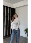 Beyaz Arlin Bağcık Yanlı Bluz
