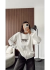 Beyaz Fermuar Detaylı Leopar Nakışlı Sweatshirt