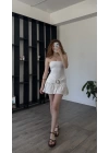 Beyaz Wanda Bel Detaylı Straplez Elbise