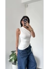 Zoey Beyaz Asimetrik Tek Kollu Bluz