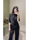 Siyah Aura Bağcıklı Saten Takım