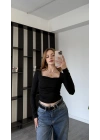 Siyah Belis Kare Yakalı Bluz
